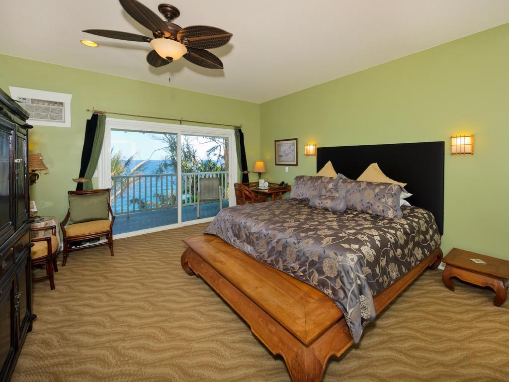 The Palms Cliff House Inn Honomu Exterior photo